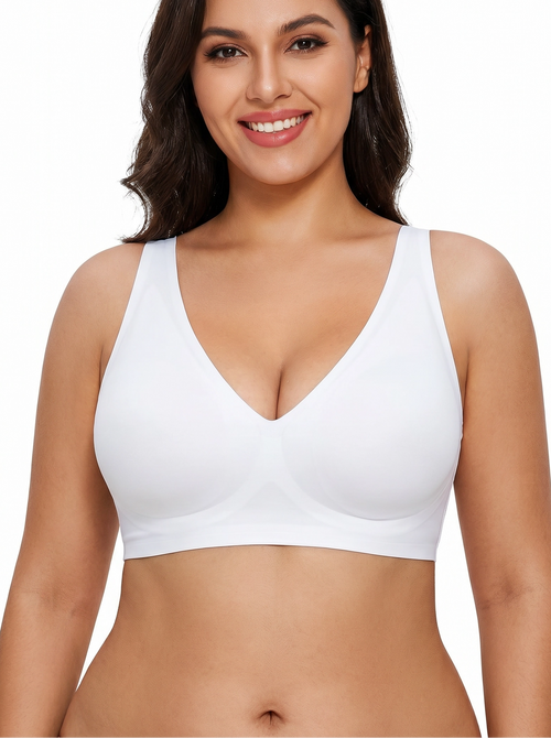 Size 2XL model wearing Comfy Jelly Bra