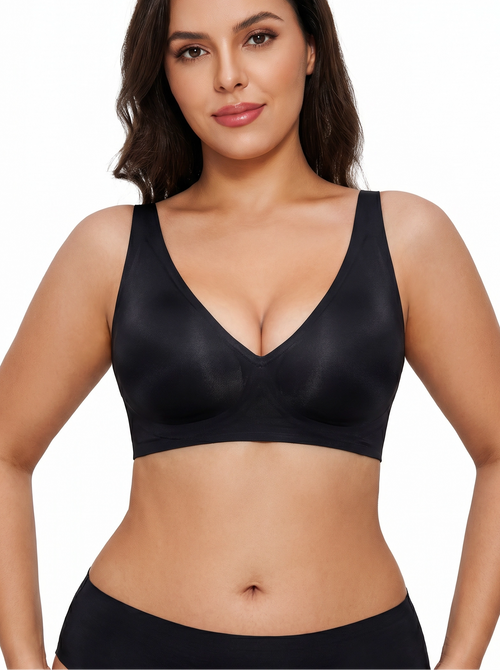Size M model wearing Comfy Jelly Bra